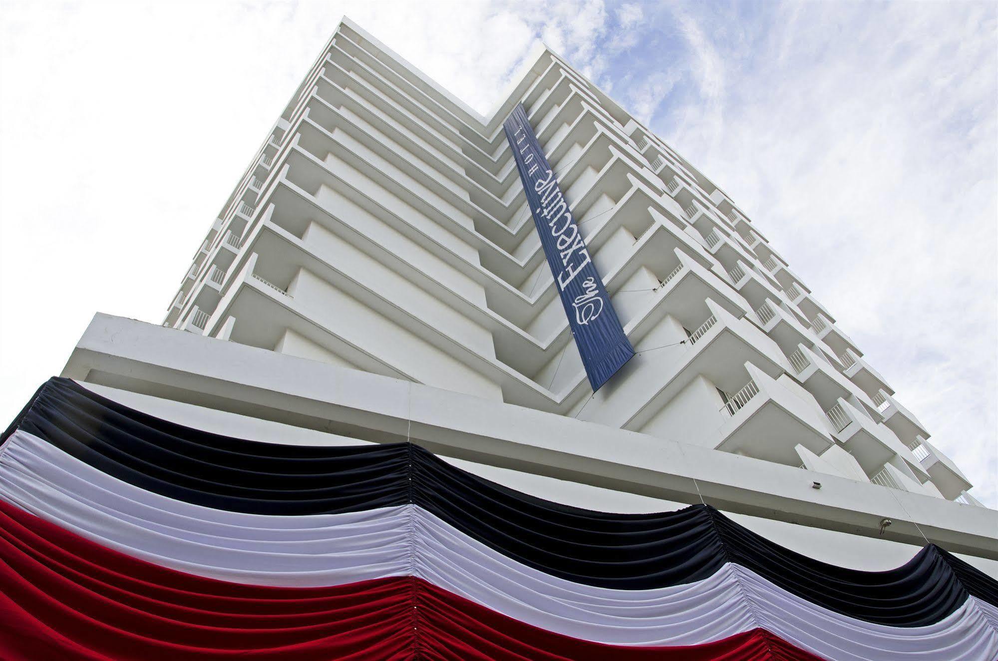 The Executive Hotel Panamaváros Kültér fotó